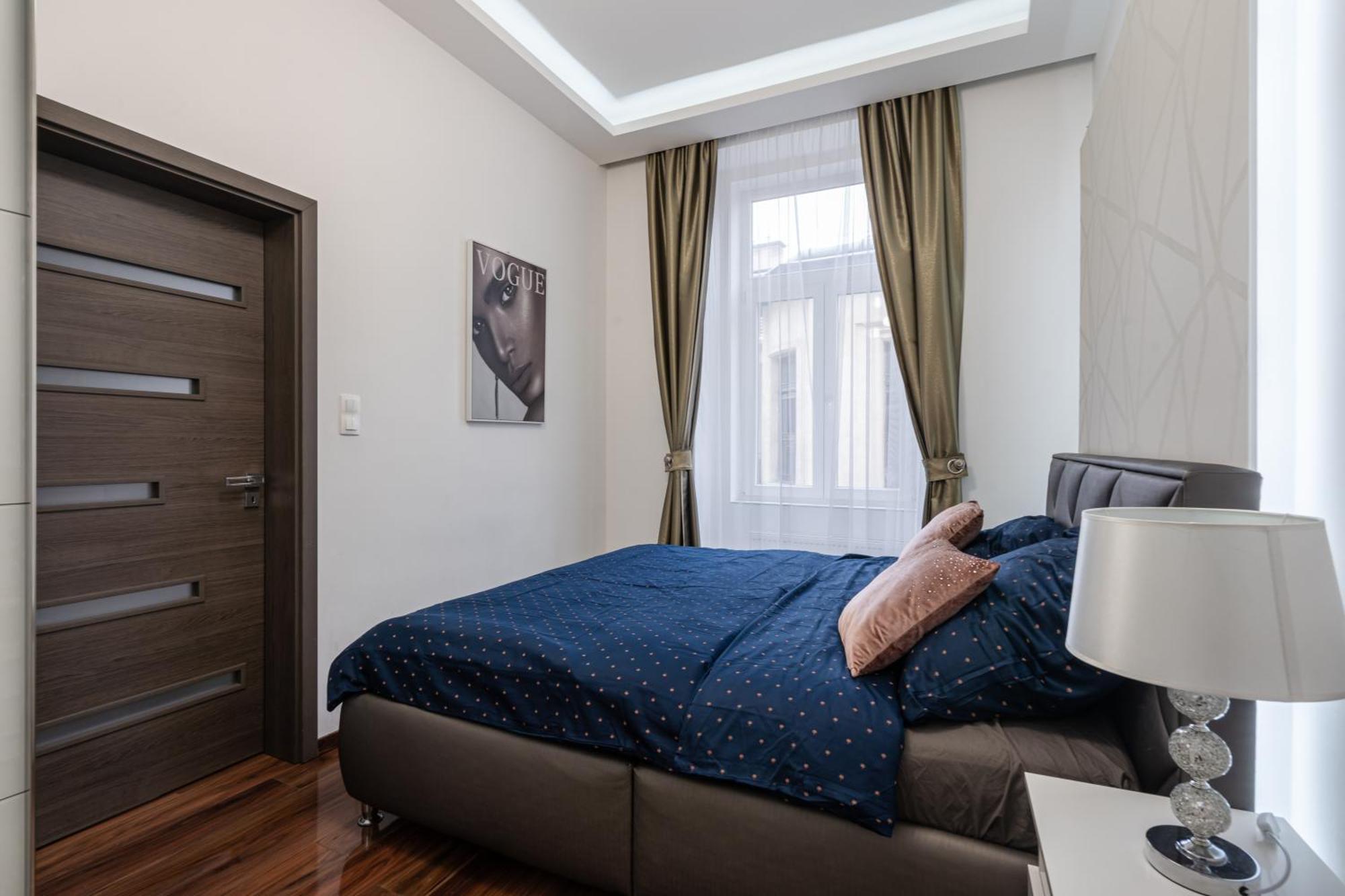 Centrum Opera Luxury Apartment With Free Garage Budapeste Exterior foto